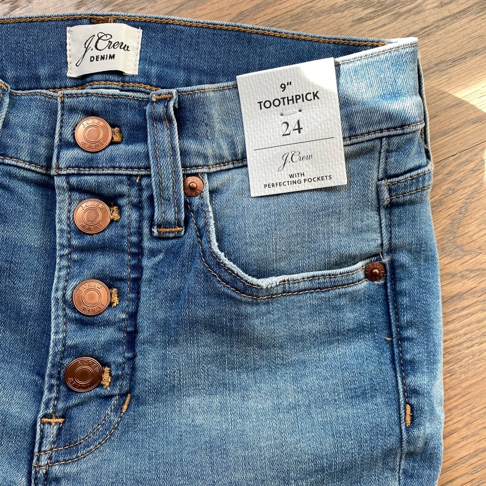JCrew 9” toothpick jeans size 24. NWT.